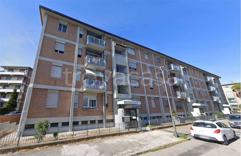 appartamento in vendita a Forlì in zona Cava