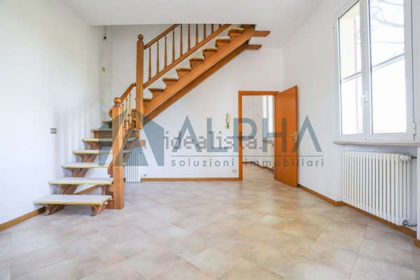 casa semindipendente in vendita a Forlì