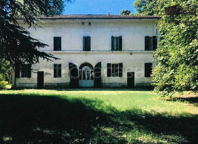 casa indipendente in vendita a Forlì in zona Roncadello