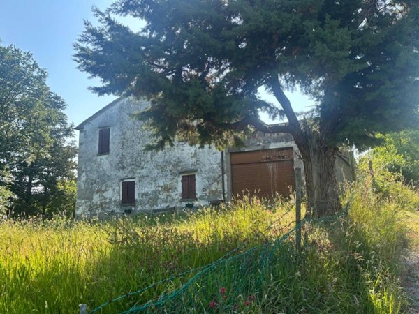 casa indipendente in vendita a Forlì