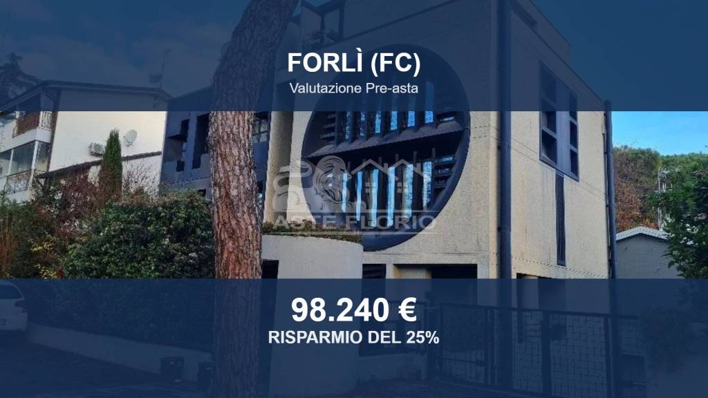 locale commerciale in vendita a Forlì in zona Cà Ossi