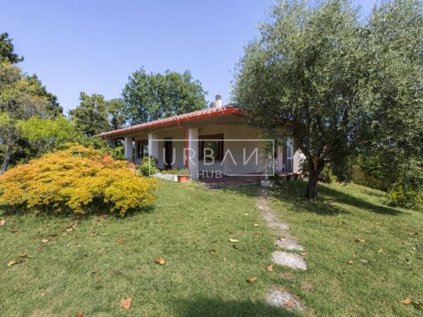 casa indipendente in vendita a Forlì in zona Vecchiazzano