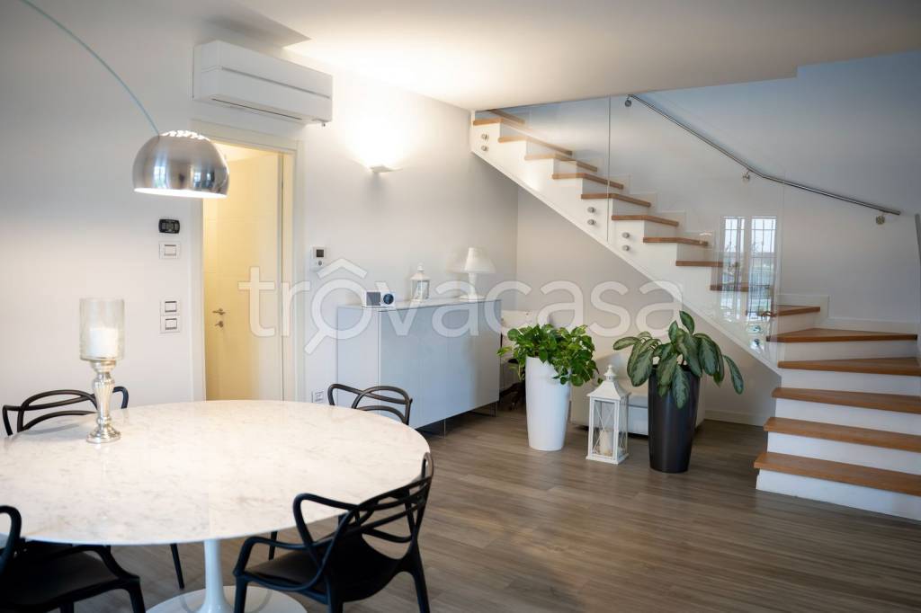 casa indipendente in vendita a Forlì in zona San Martino in Strada