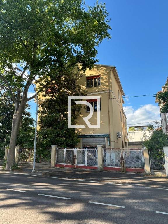 casa indipendente in vendita a Forlì in zona San Benedetto