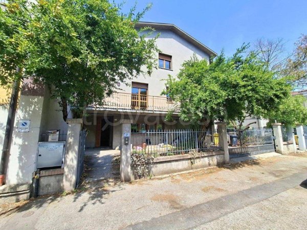 casa indipendente in vendita a Forlì in zona Musicisti / Grandi Italiani