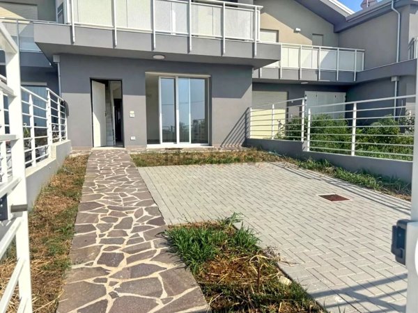 casa indipendente in vendita a Forlì