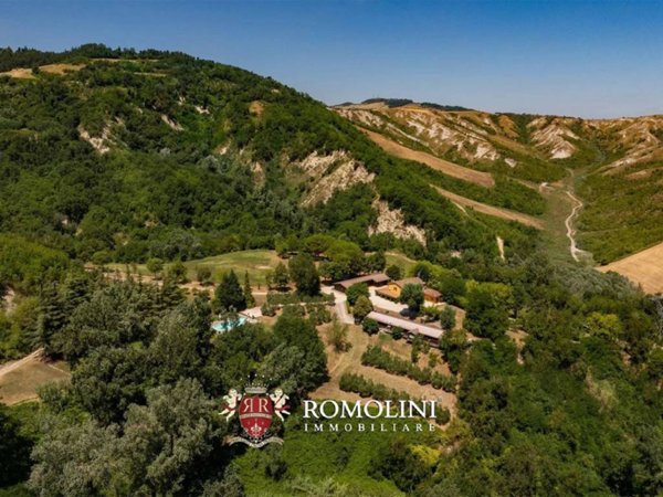 casa indipendente in vendita a Forlì