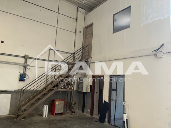 ufficio in vendita a Forlì in zona Cava
