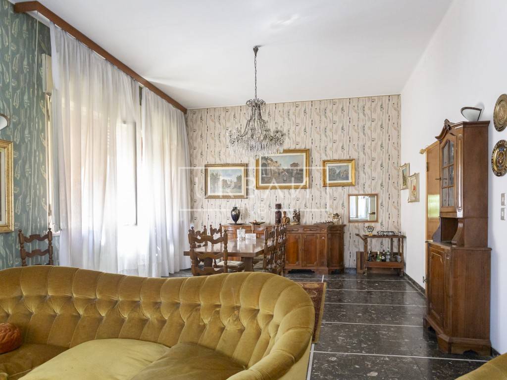 casa indipendente in vendita a Forlì in zona Campo di Marte / Benefattori
