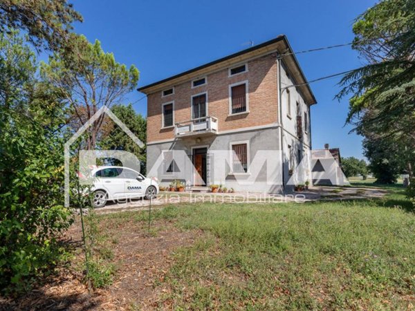 casa indipendente in vendita a Forlì in zona Villanova