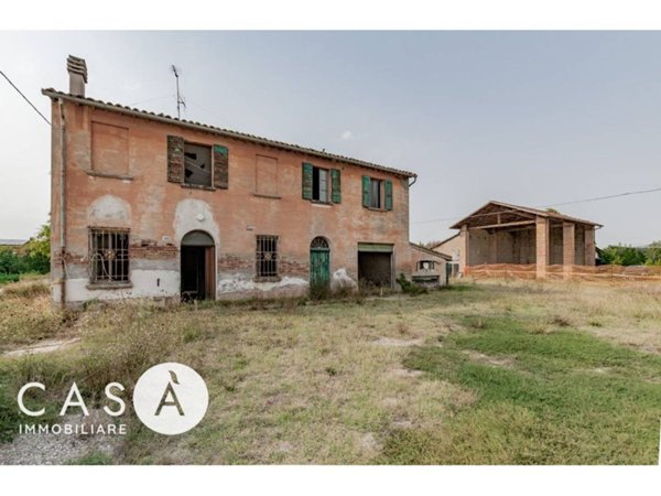 casa indipendente in vendita a Forlì