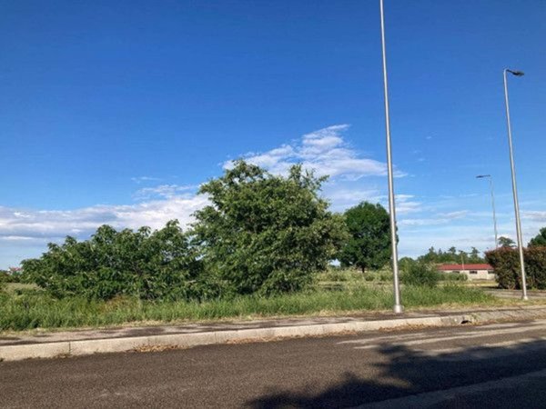 terreno edificabile in vendita a Forlì in zona San Varano