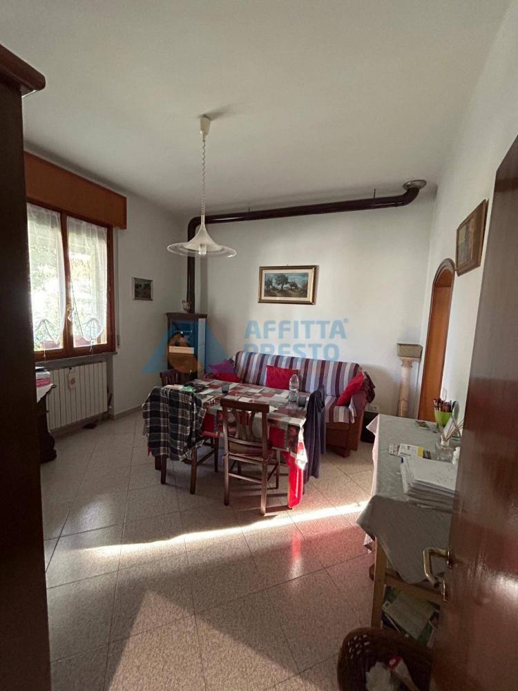 casa indipendente in vendita a Forlì in zona Romiti