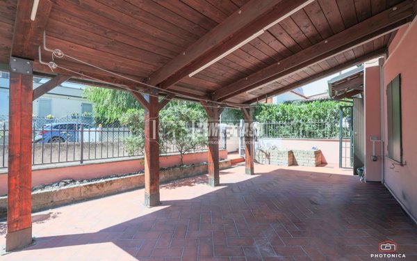 casa indipendente in vendita a Forlì