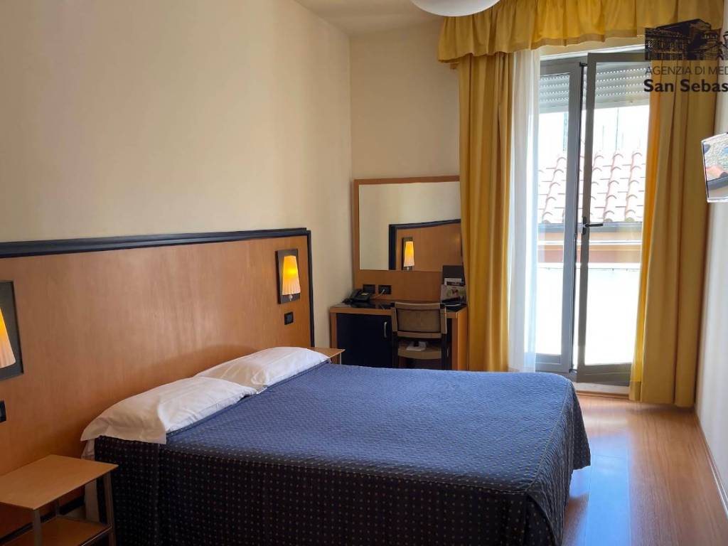 negozio in vendita a Forlì