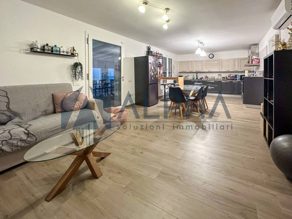 casa indipendente in vendita a Forlì in zona San Benedetto