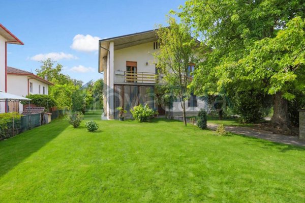 casa indipendente in vendita a Forlì in zona Roncadello