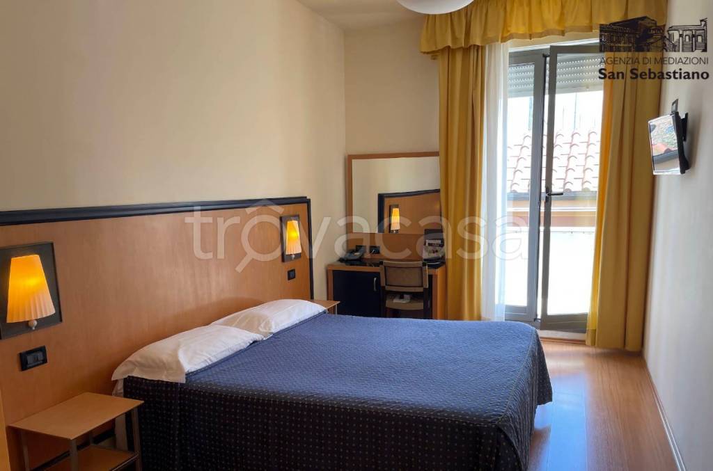 ufficio in vendita a Forlì in zona Centro Storico