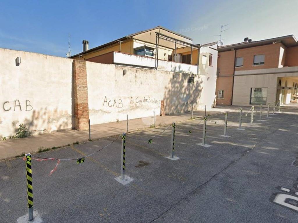 box auto in vendita a Forlì