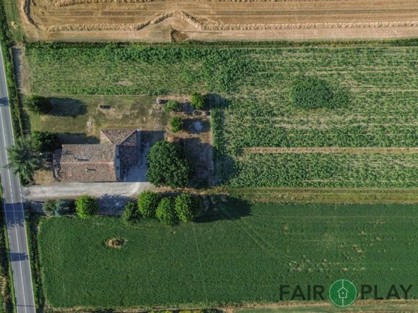 terreno agricolo in vendita a Forlì in zona Roncadello