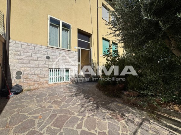 casa indipendente in vendita a Forlì in zona Cà Ossi