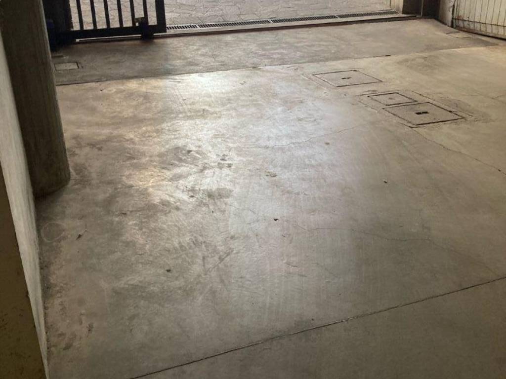 box auto in vendita a Forlì in zona Centro Storico