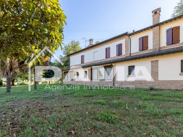 casa indipendente in vendita a Forlì