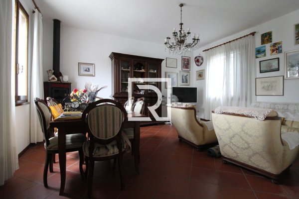 casa indipendente in vendita a Forlì in zona Bussecchio