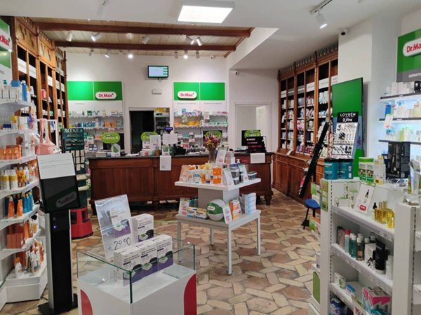 negozio in vendita a Forlì
