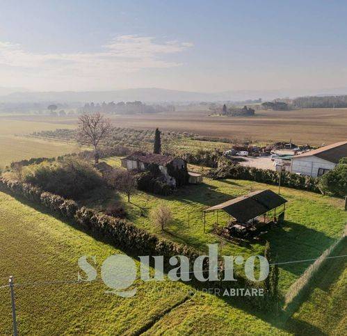 casa indipendente in vendita a Forlì in zona Carpena