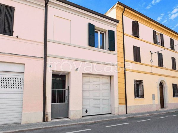 casa indipendente in vendita a Forlì in zona Centro Storico