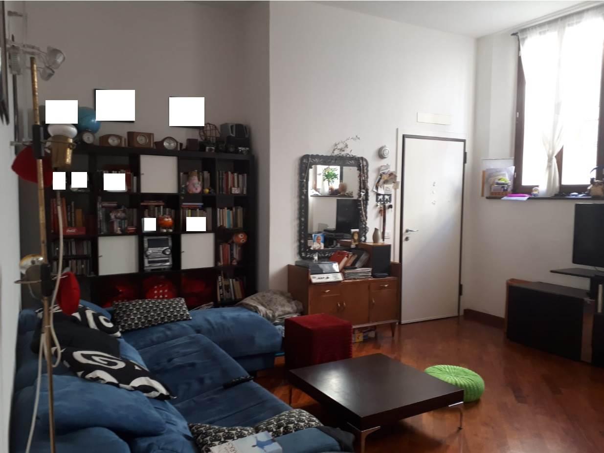 casa indipendente in vendita a Forlì in zona Centro Storico