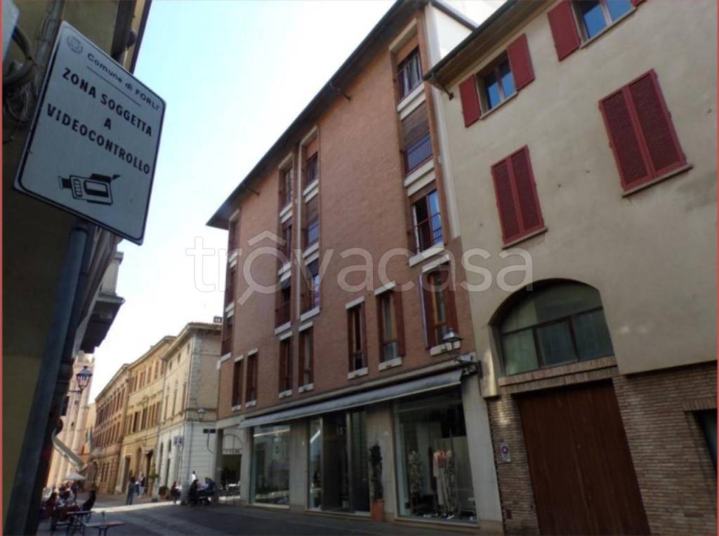casa indipendente in vendita a Forlì