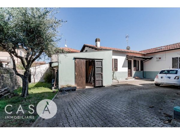 casa indipendente in vendita a Forlì in zona Ronco