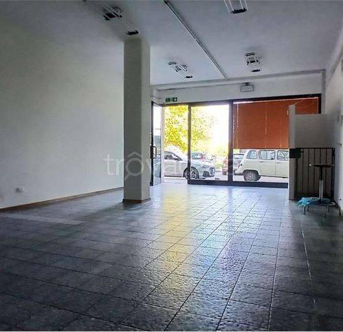 locale commerciale in vendita a Forlì in zona Centro Storico