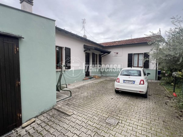 appartamento in vendita a Forlì in zona Bussecchio