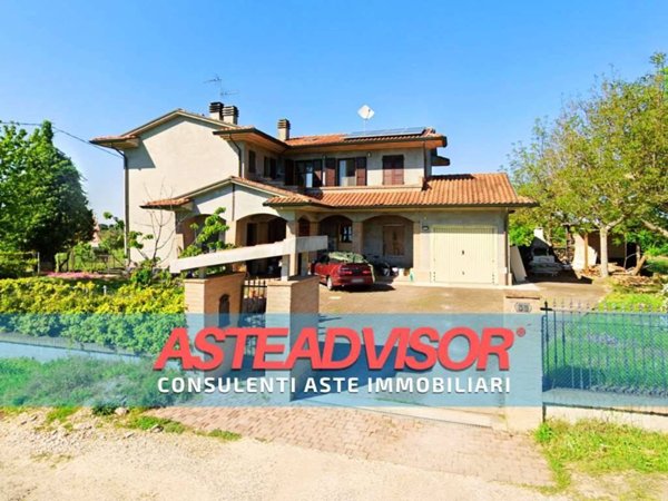 appartamento in vendita a Forlì in zona Quattro