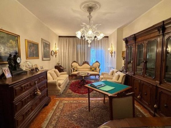 appartamento in vendita a Forlì in zona Centro Storico