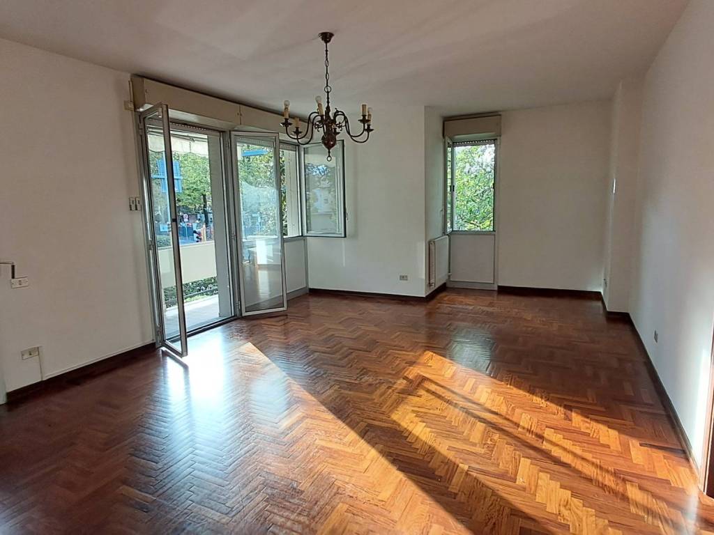 appartamento in vendita a Forlì in zona Campo di Marte / Benefattori
