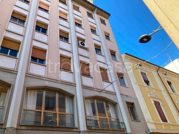appartamento in vendita a Forlì in zona Centro Storico