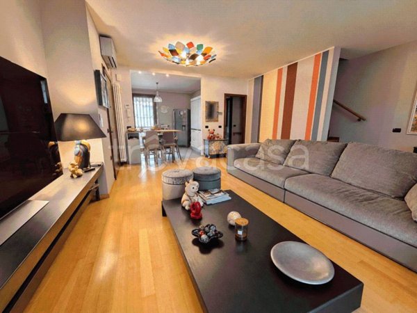 casa indipendente in vendita a Forlì in zona Bussecchio