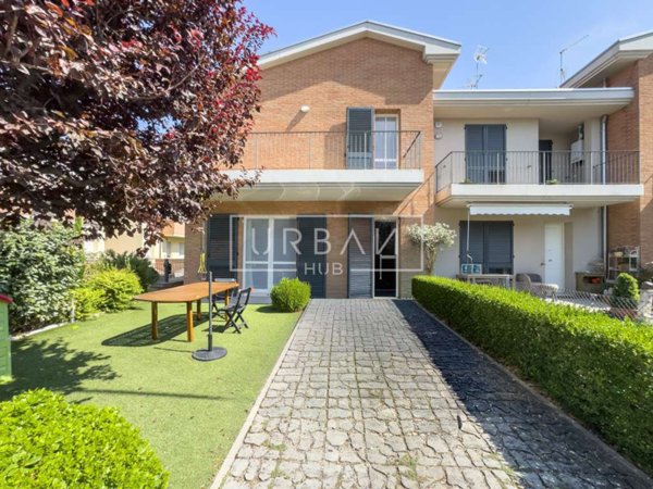 casa indipendente in vendita a Forlì in zona Roncadello