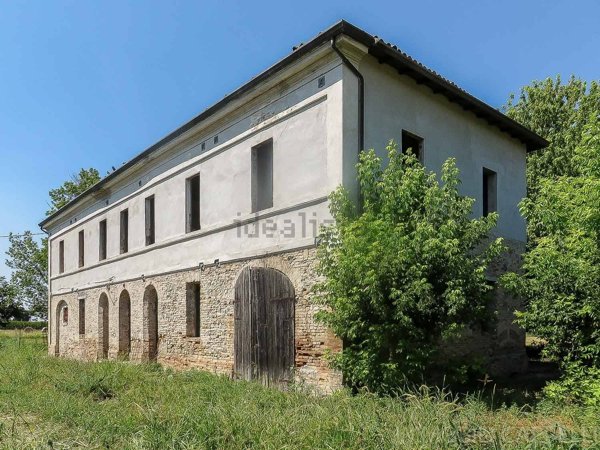 casa indipendente in vendita a Forlimpopoli