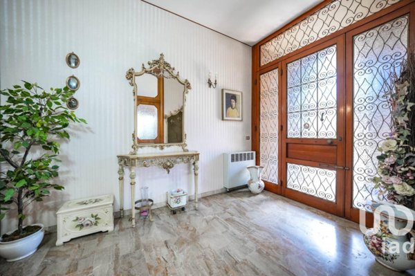 casa indipendente in vendita a Forlimpopoli