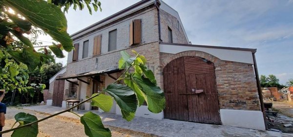 casa indipendente in vendita a Forlimpopoli