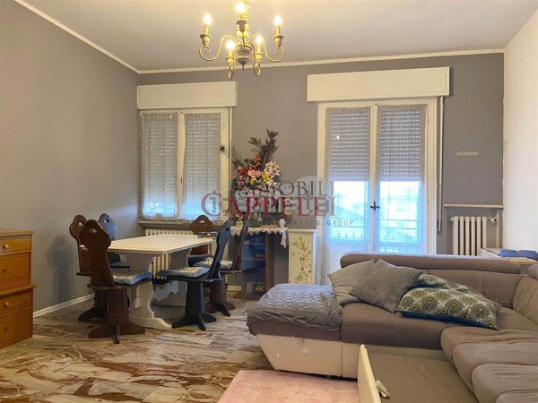 casa indipendente in vendita a Forlimpopoli