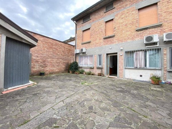 casa indipendente in vendita a Forlimpopoli