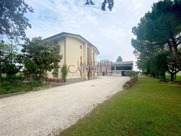 casa indipendente in vendita a Forlimpopoli
