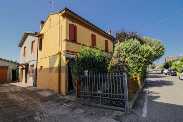 casa indipendente in vendita a Forlimpopoli