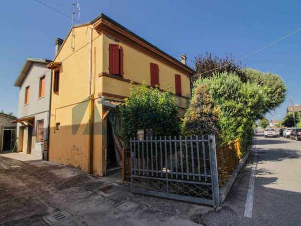 casa indipendente in vendita a Forlimpopoli
